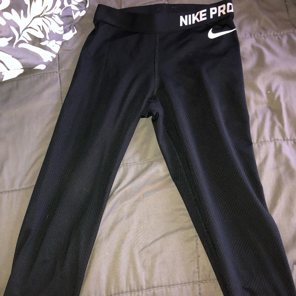 NIKE PRO LEGGINGS